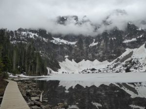 Lake Twentytwo Hiking Tour 